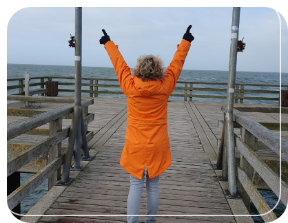 Frau am Meer